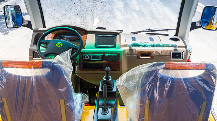 電動(dòng)觀(guān)光車(chē)駕駛位